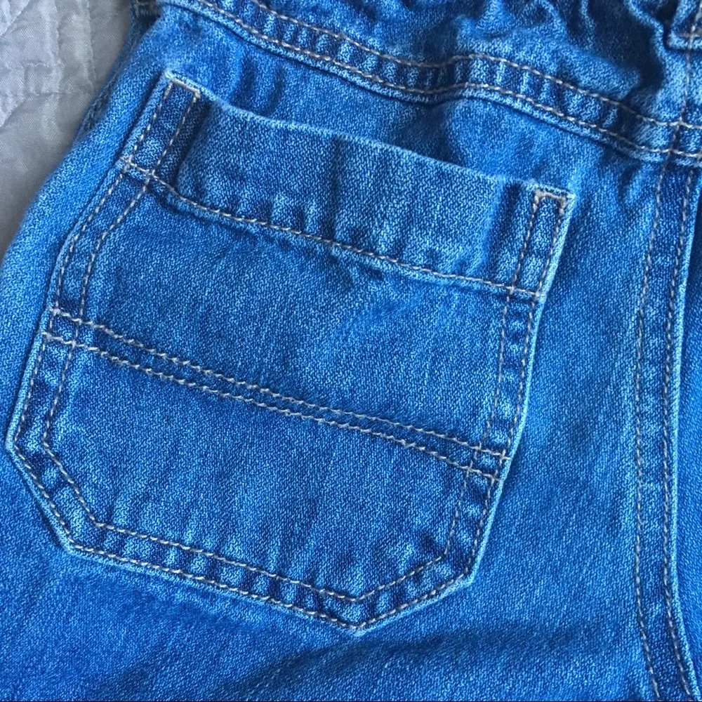 🦋 Gymboree jean shorts size 4